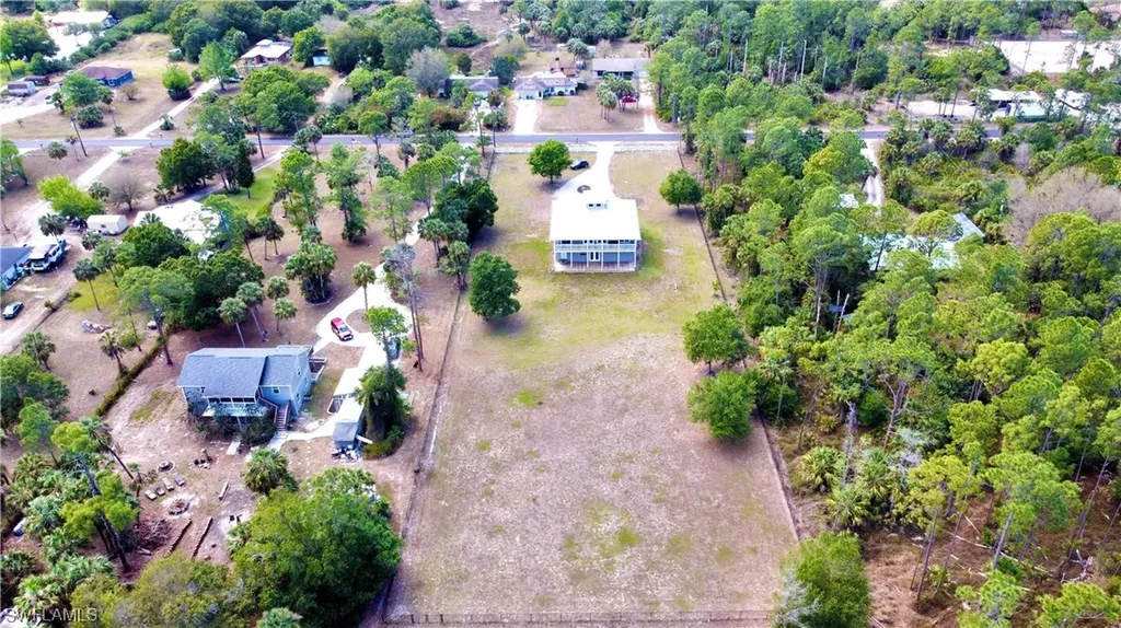 140 20th Street SE Naples FL 34117