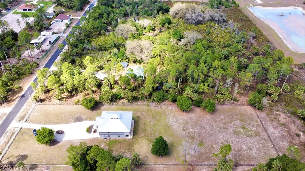140 20th Street SE Naples FL 34117