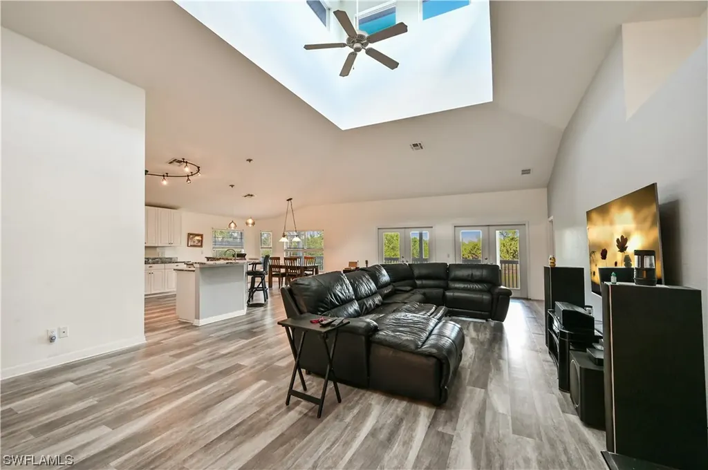 140 20th Street SE Naples FL 34117