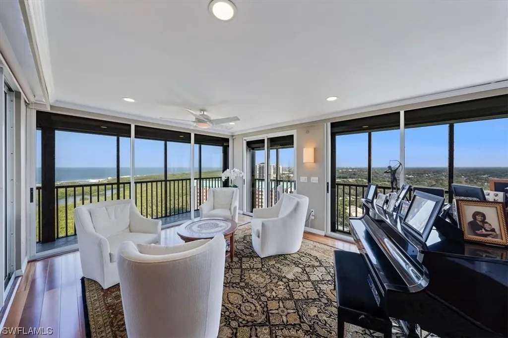 5601 Turtle Bay Drive Naples FL 34108