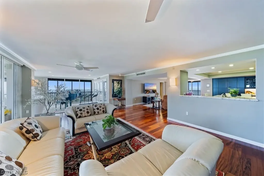 5601 Turtle Bay Drive Naples FL 34108