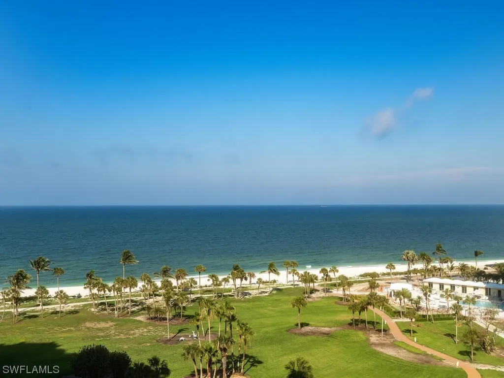 4021 Gulf Shore Boulevard N Naples FL 34103