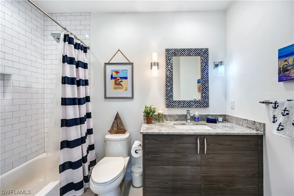 1111 Central Avenue Naples FL 34102