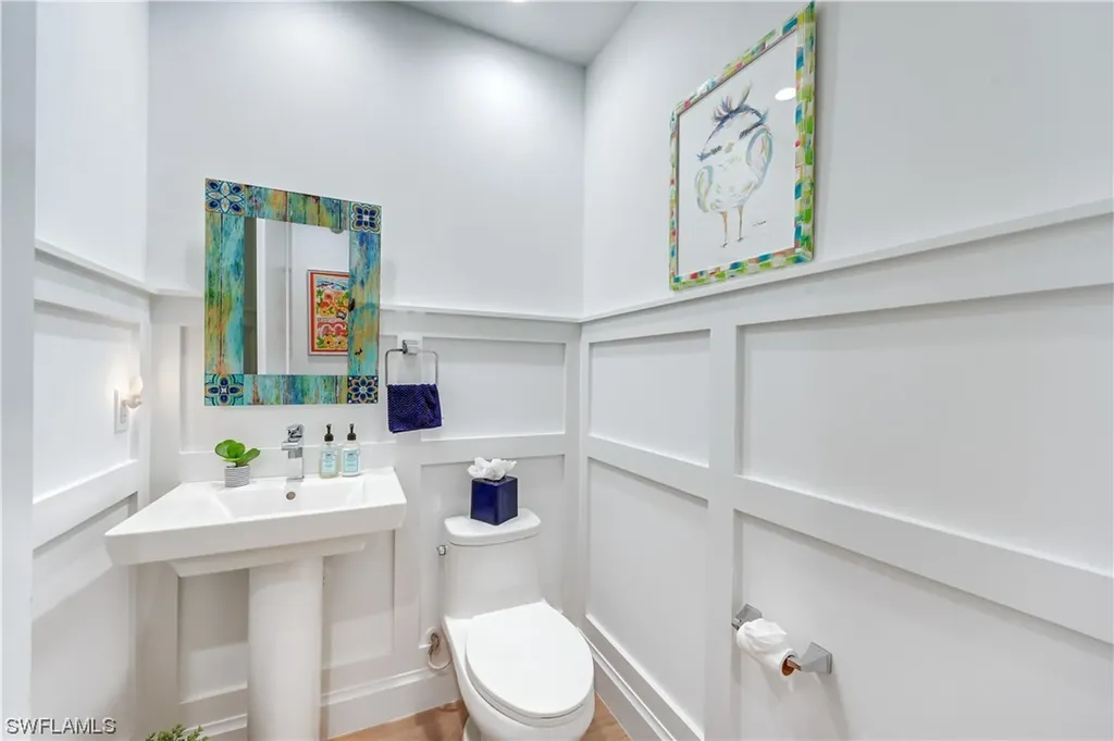 1111 Central Avenue Naples FL 34102