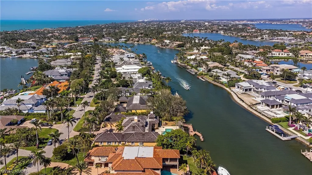3355 Fort Charles Drive Naples FL 34102