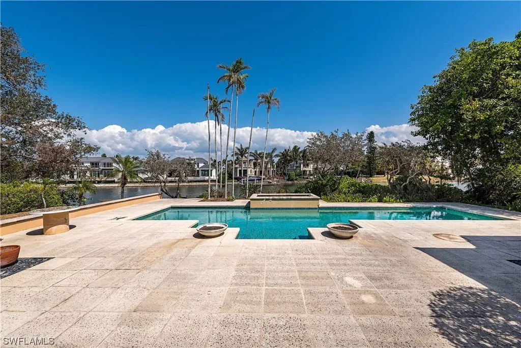 3355 Fort Charles Drive Naples FL 34102