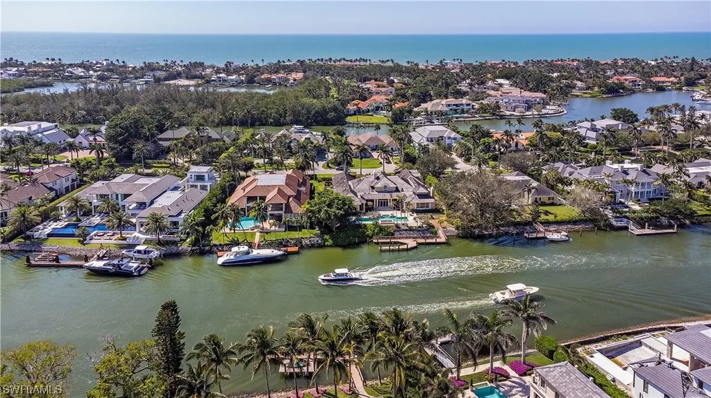 3355 Fort Charles Drive Naples FL 34102