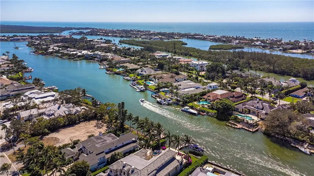 3355 Fort Charles Drive Naples FL 34102