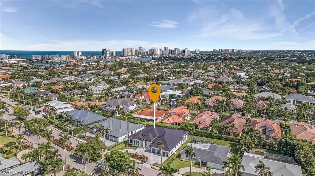 635 Harbour Drive Naples FL 34103
