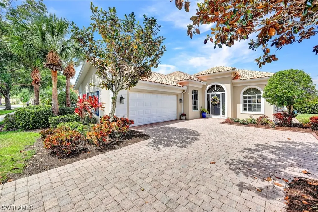 5441 Freeport Lane Naples FL 34119