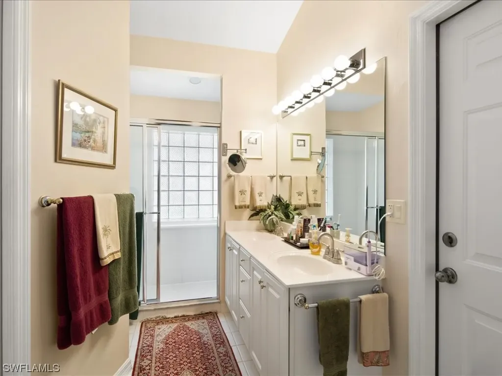 687 Henley Drive Naples FL 34104