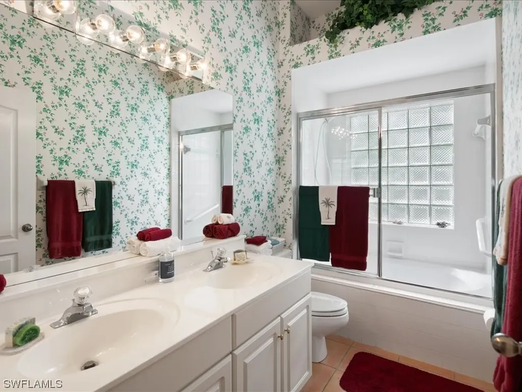 687 Henley Drive Naples FL 34104