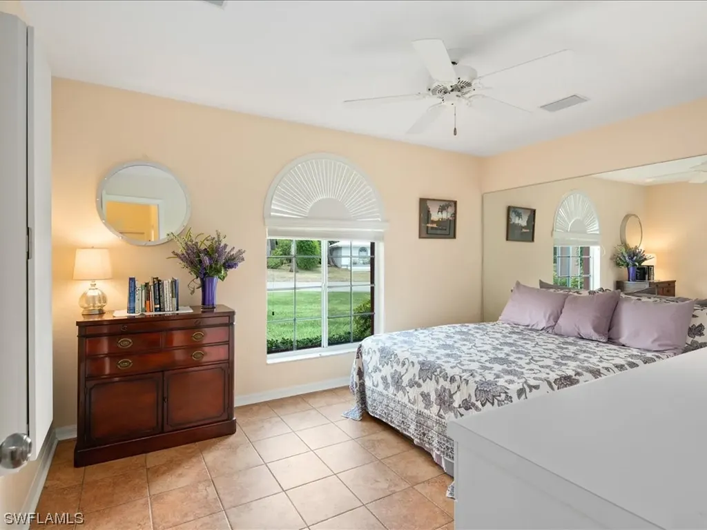 687 Henley Drive Naples FL 34104