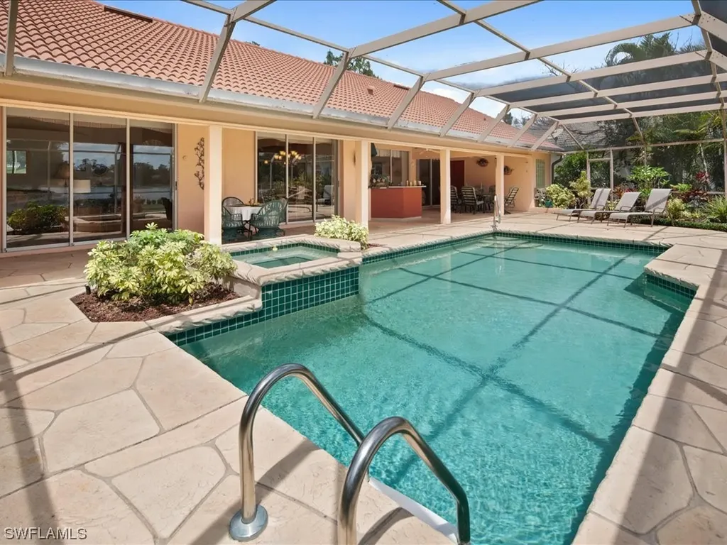 687 Henley Drive Naples FL 34104