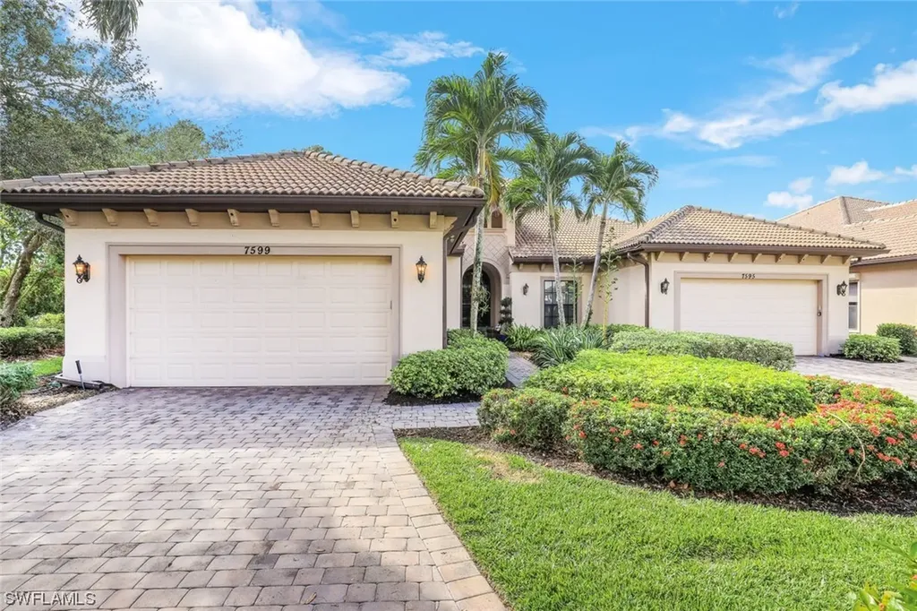 7599 Moorgate Point Way Naples FL 34113