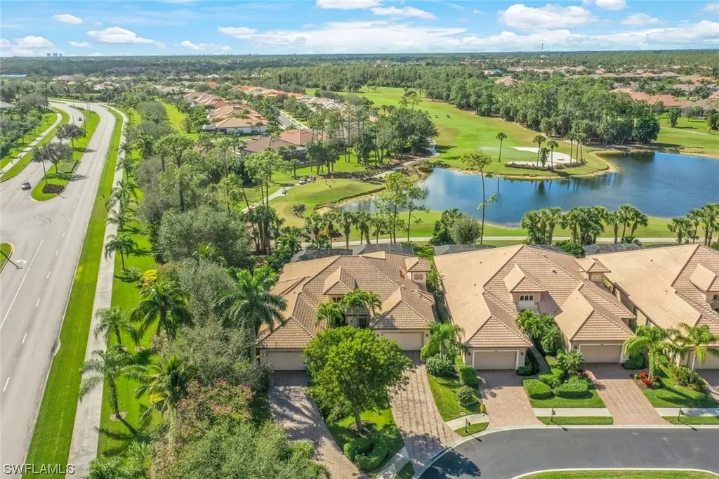 7599 Moorgate Point Way Naples FL 34113