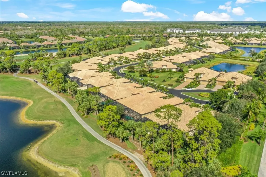 7599 Moorgate Point Way Naples FL 34113