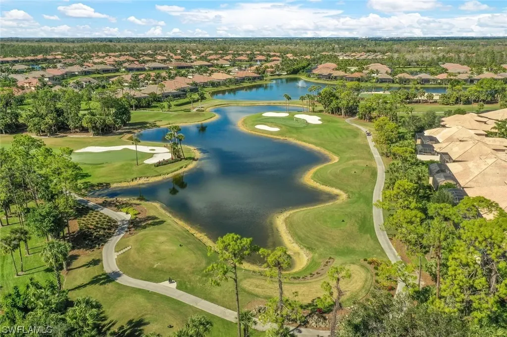 7599 Moorgate Point Way Naples FL 34113