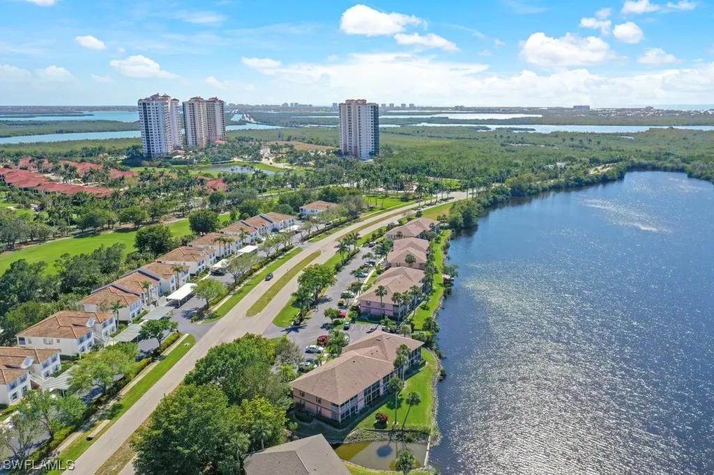 1045 Mainsail Drive Naples FL 34114
