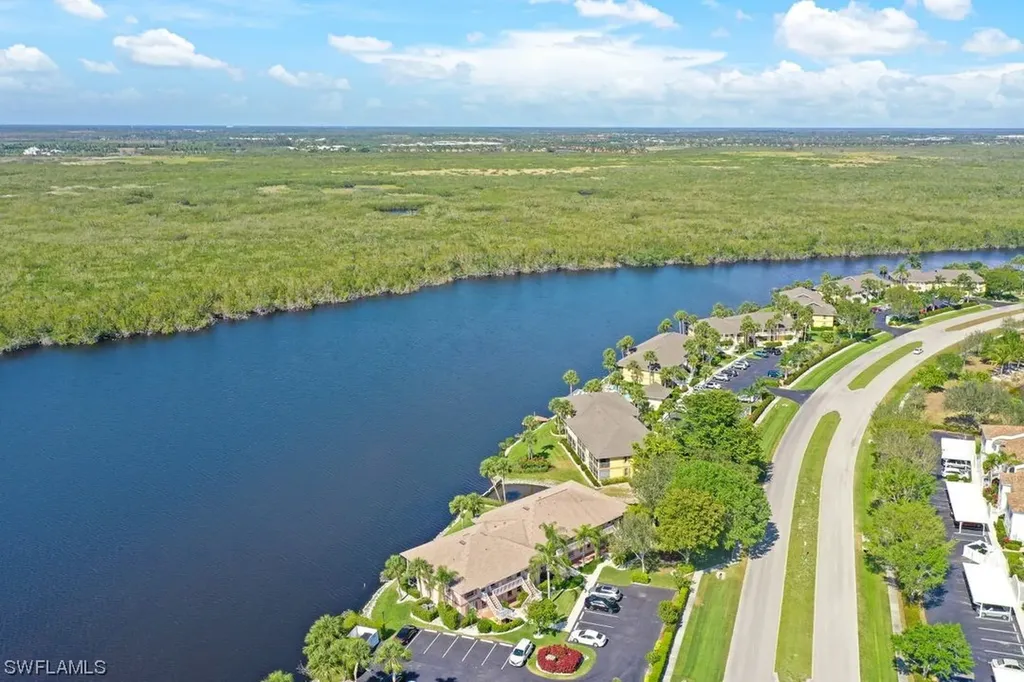 1045 Mainsail Drive Naples FL 34114