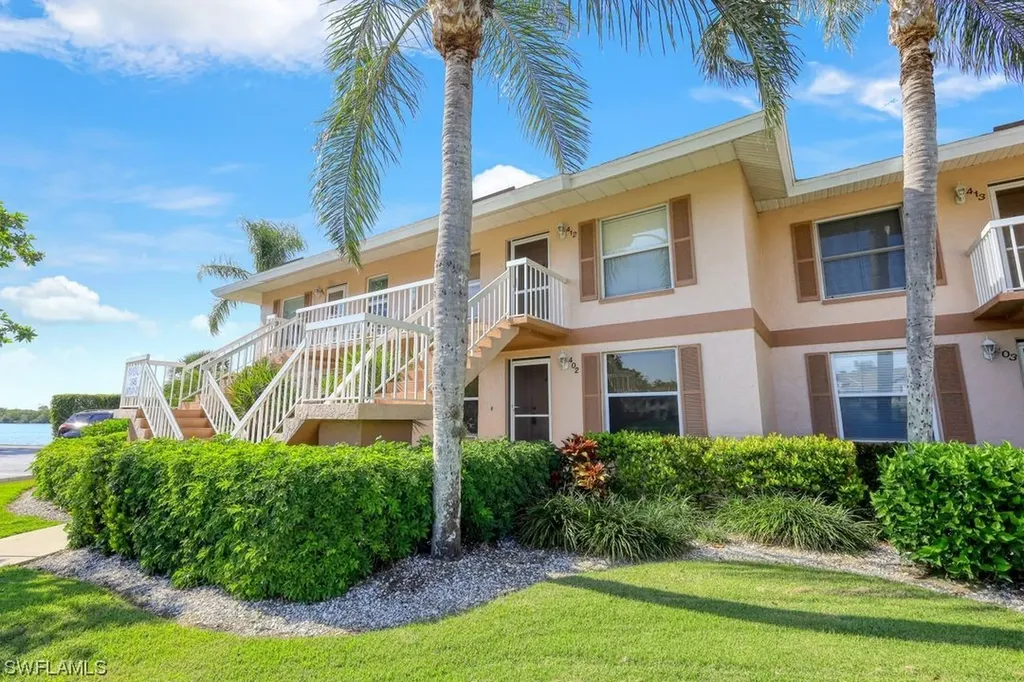 1045 Mainsail Drive Naples FL 34114