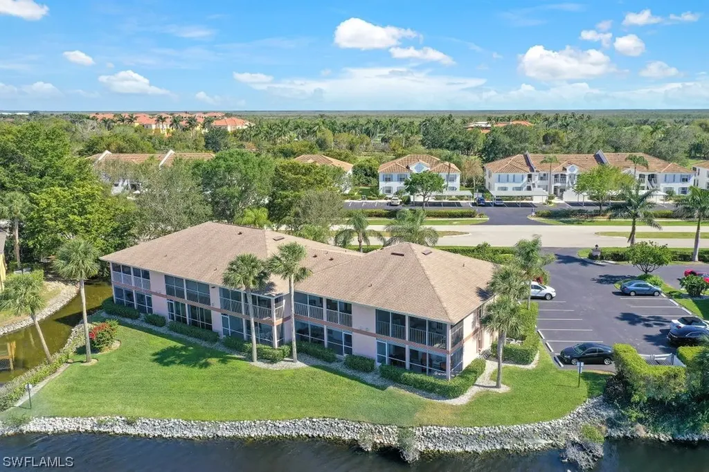 1045 Mainsail Drive Naples FL 34114