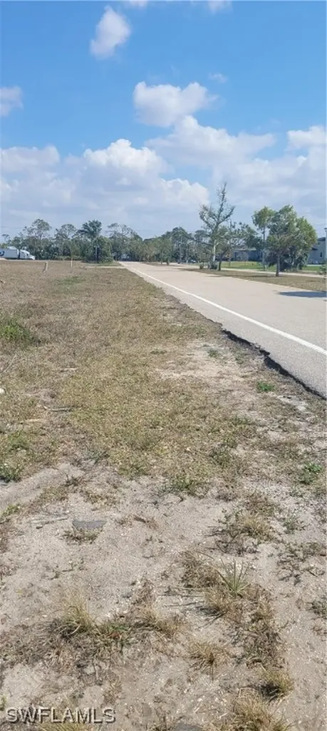 3201 NW 41st Place Cape Coral FL 33993