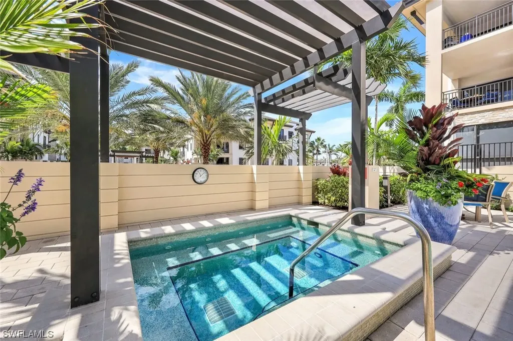 1035 3rd Avenue S Naples FL 34102