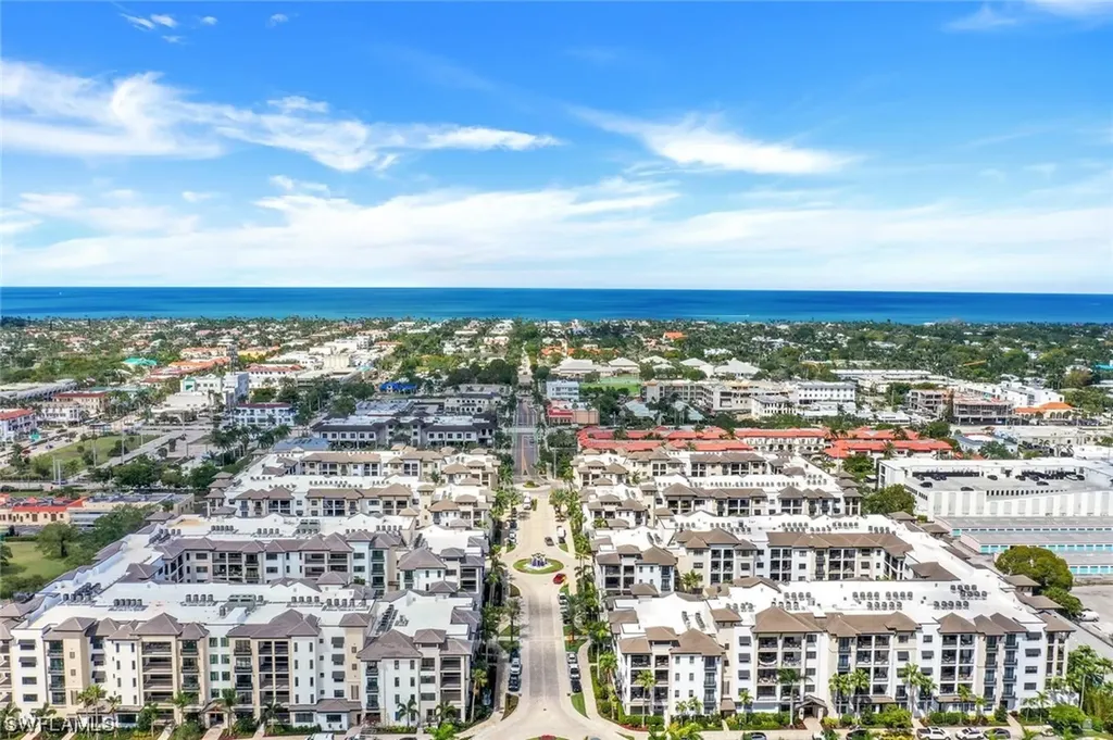 1035 3rd Avenue S Naples FL 34102