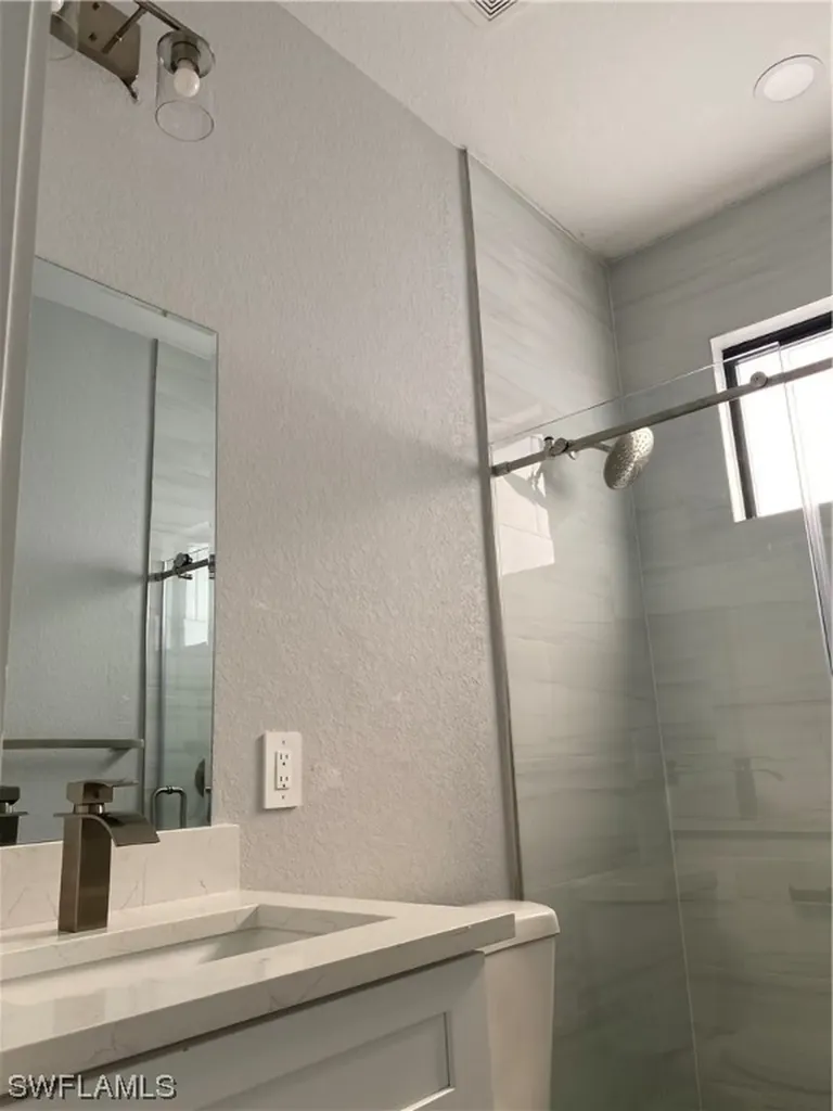 3303 16th Street SW Lehigh Acres FL 33976