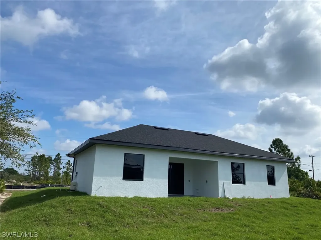 3303 16th Street SW Lehigh Acres FL 33976