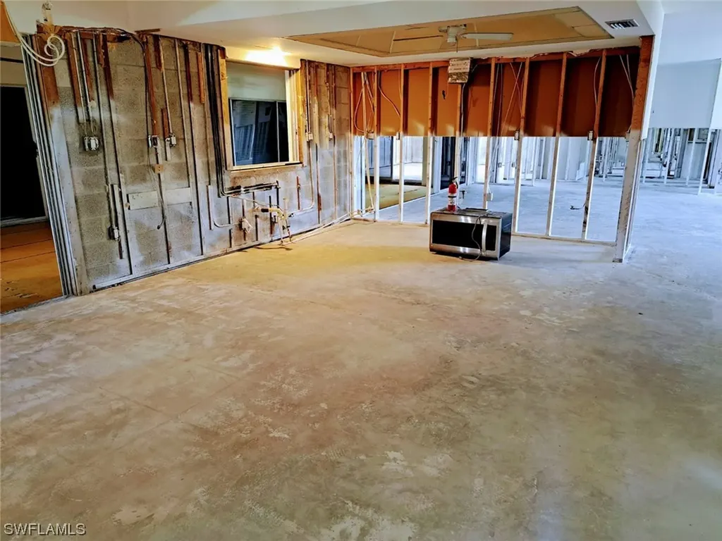 2832 Eighth Avenue St. James City FL 33956