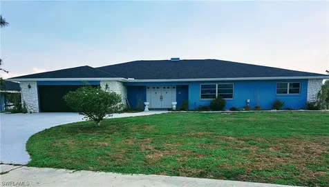 2832 Eighth Avenue ST. James City FL 33956