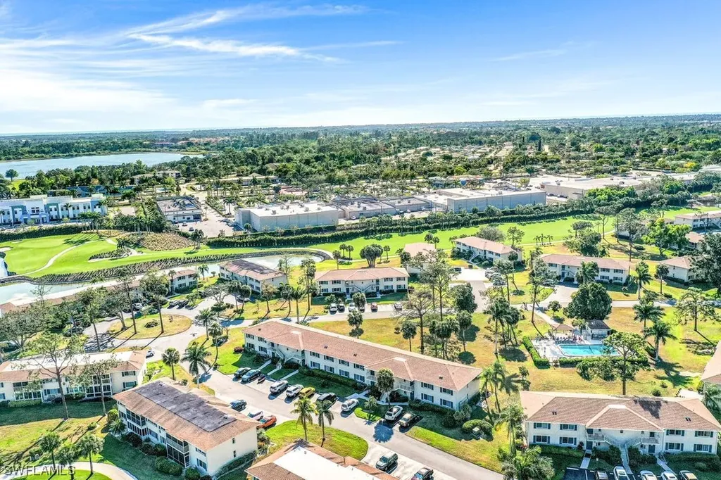 259 Winners Circle Naples FL 34112
