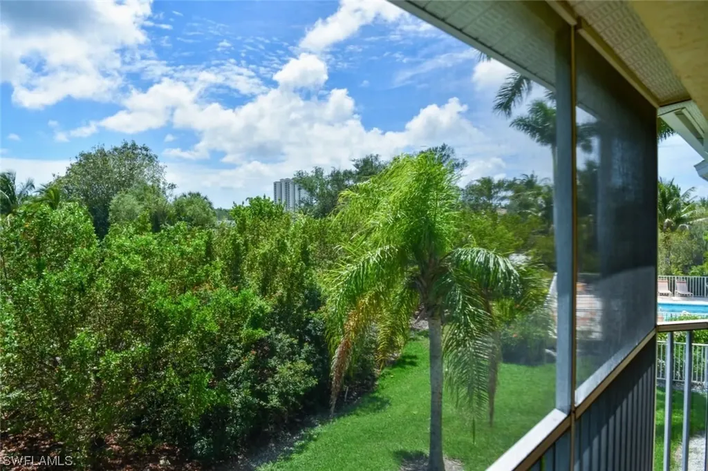 1308 Mainsail Drive Naples FL 34114