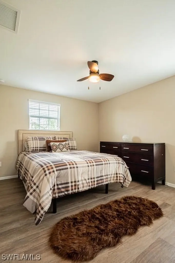 2086 Satsuma Lane Naples FL 34120