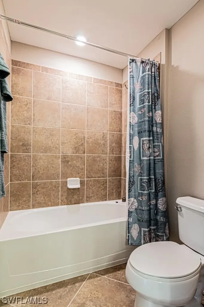 2086 Satsuma Lane Naples FL 34120