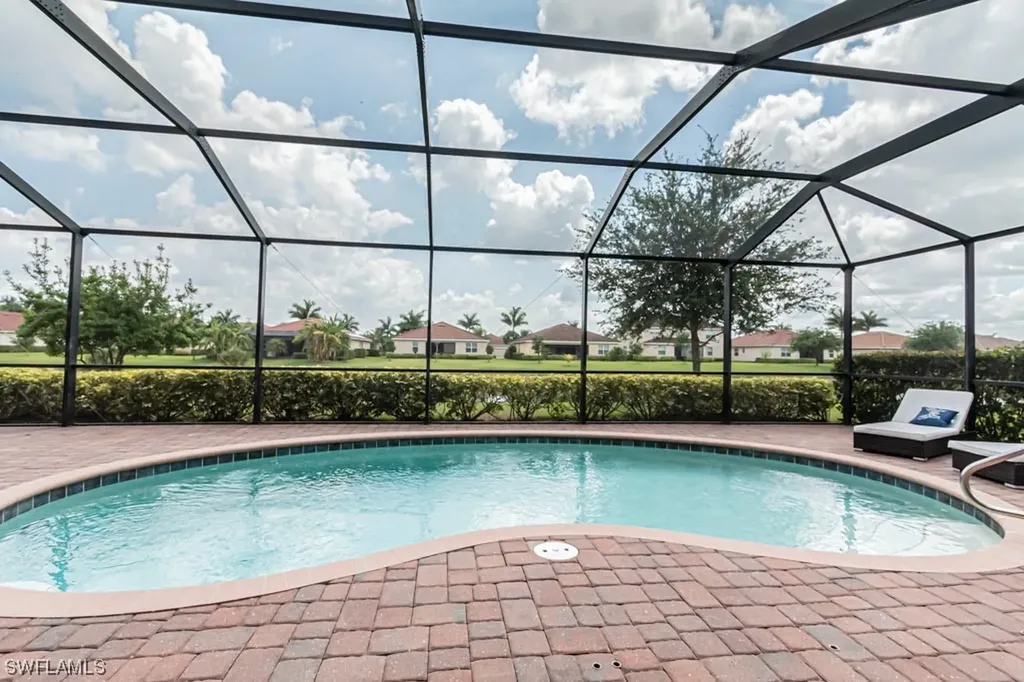 2086 Satsuma Lane Naples FL 34120