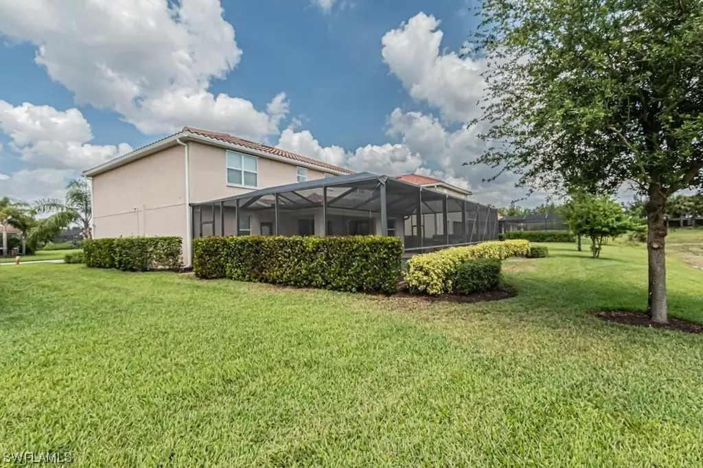 2086 Satsuma Lane Naples FL 34120