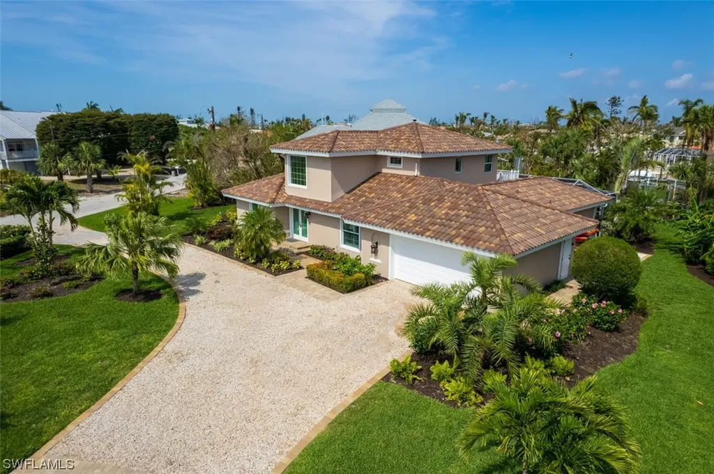963 Kings Crown Drive Sanibel FL 33957