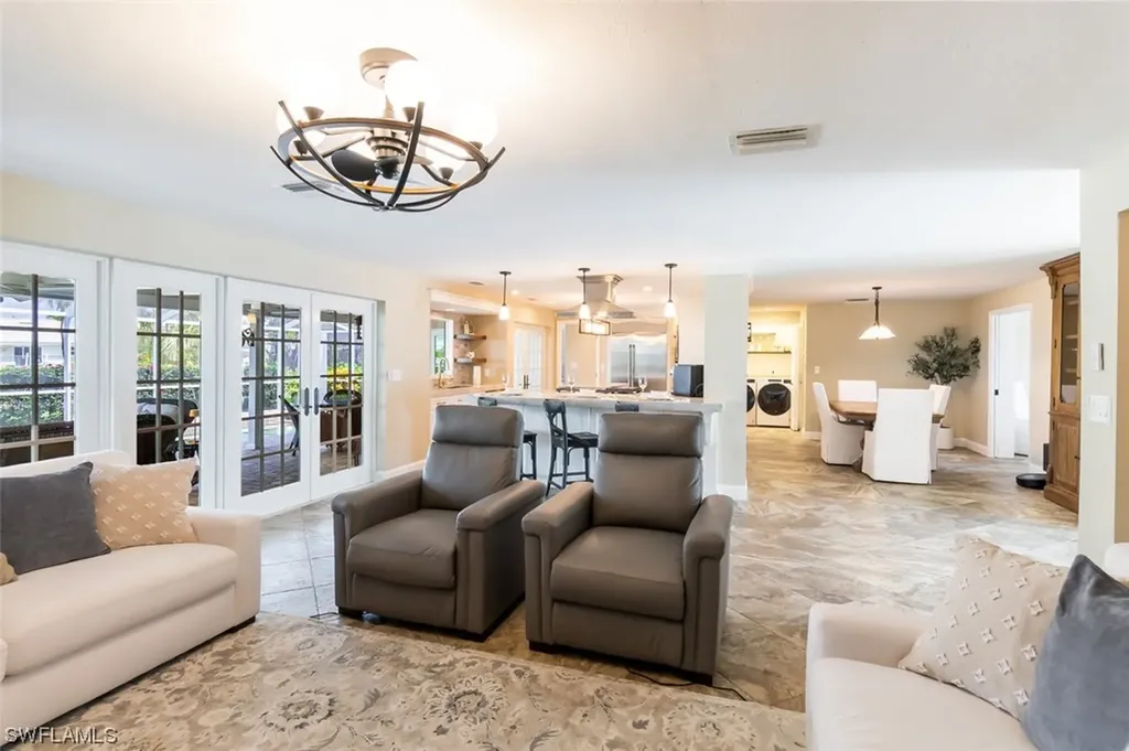 963 Kings Crown Drive Sanibel FL 33957