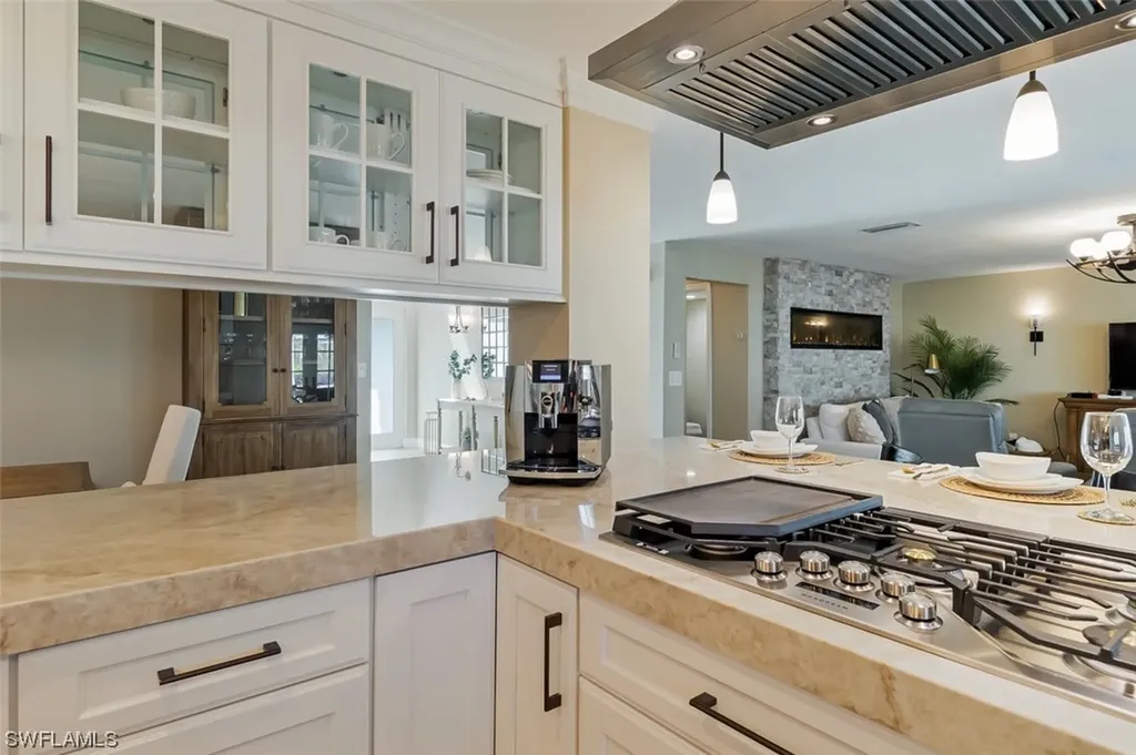 963 Kings Crown Drive Sanibel FL 33957