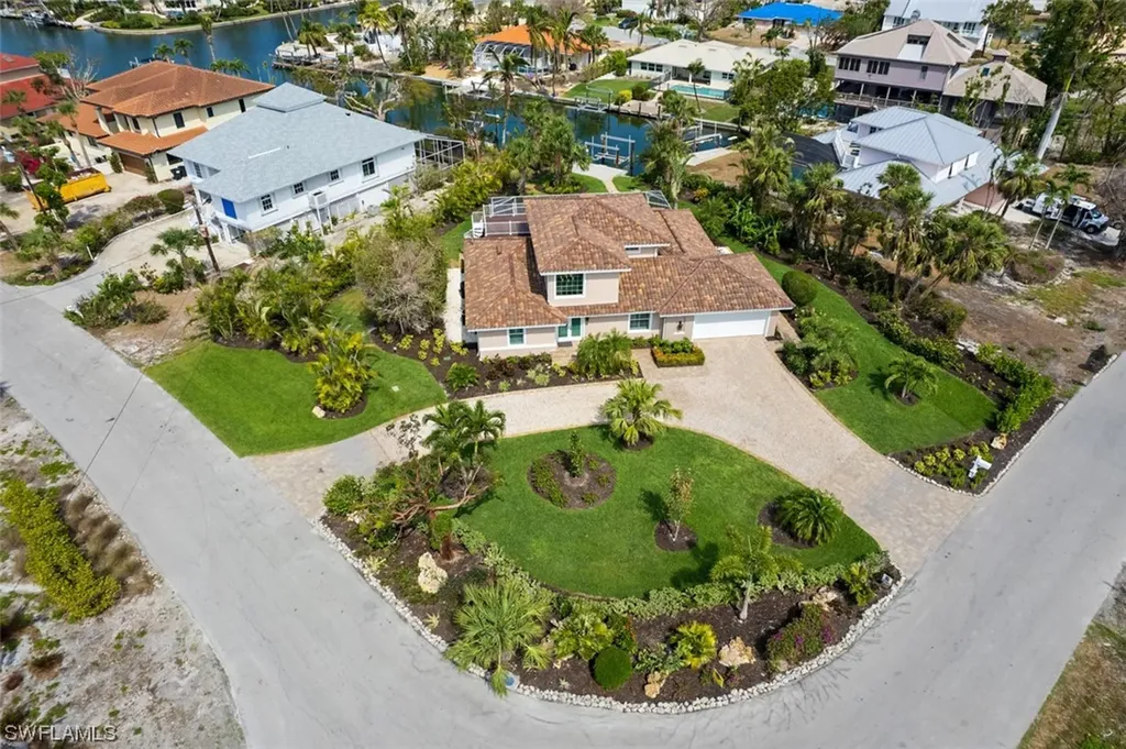 963 Kings Crown Drive Sanibel FL 33957