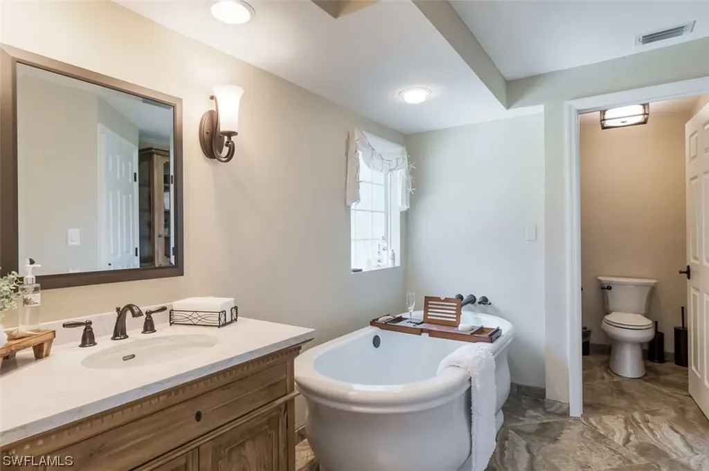 963 Kings Crown Drive Sanibel FL 33957