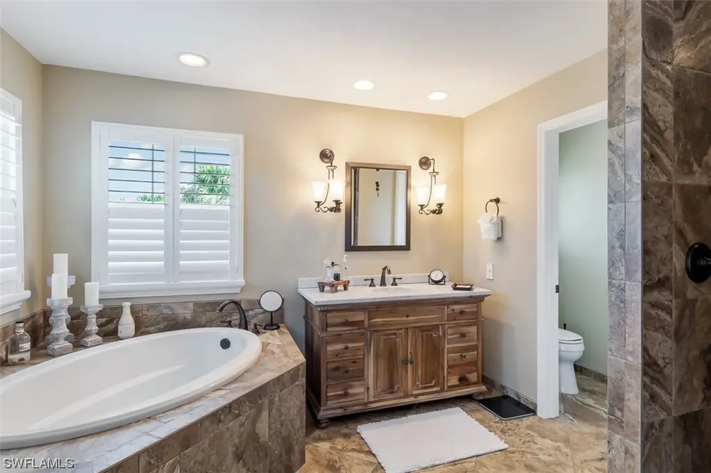 963 Kings Crown Drive Sanibel FL 33957