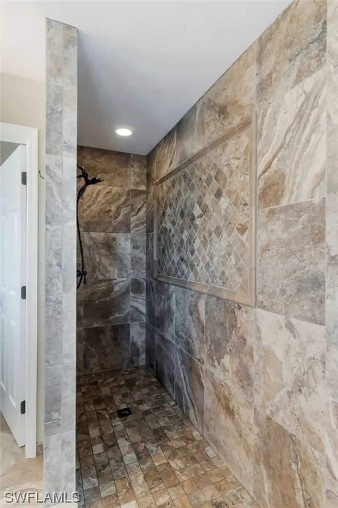963 Kings Crown Drive Sanibel FL 33957