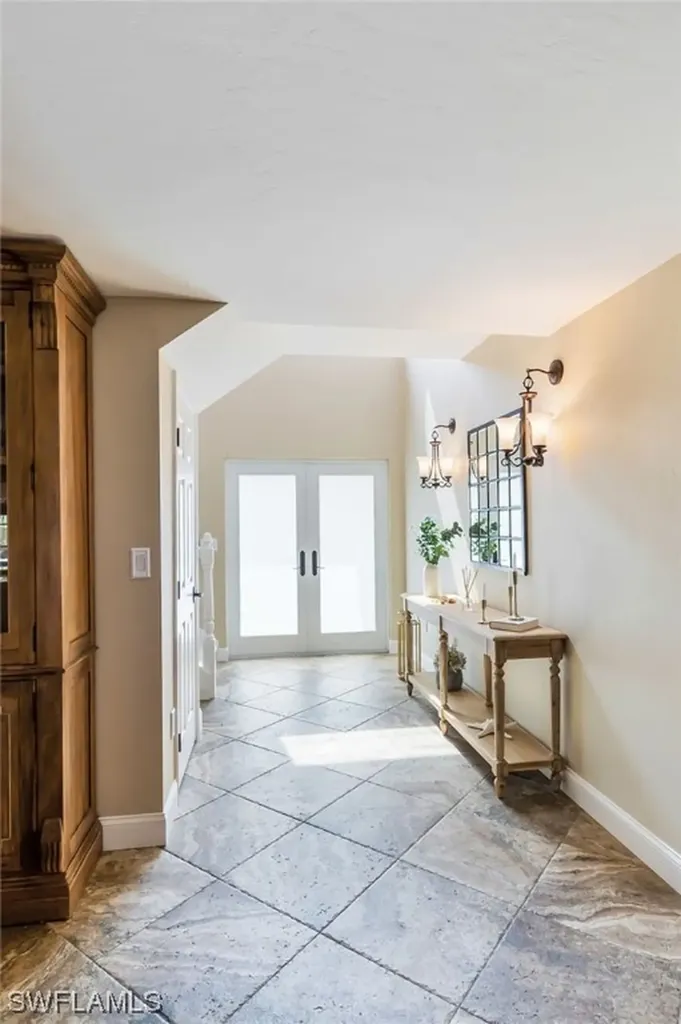 963 Kings Crown Drive Sanibel FL 33957