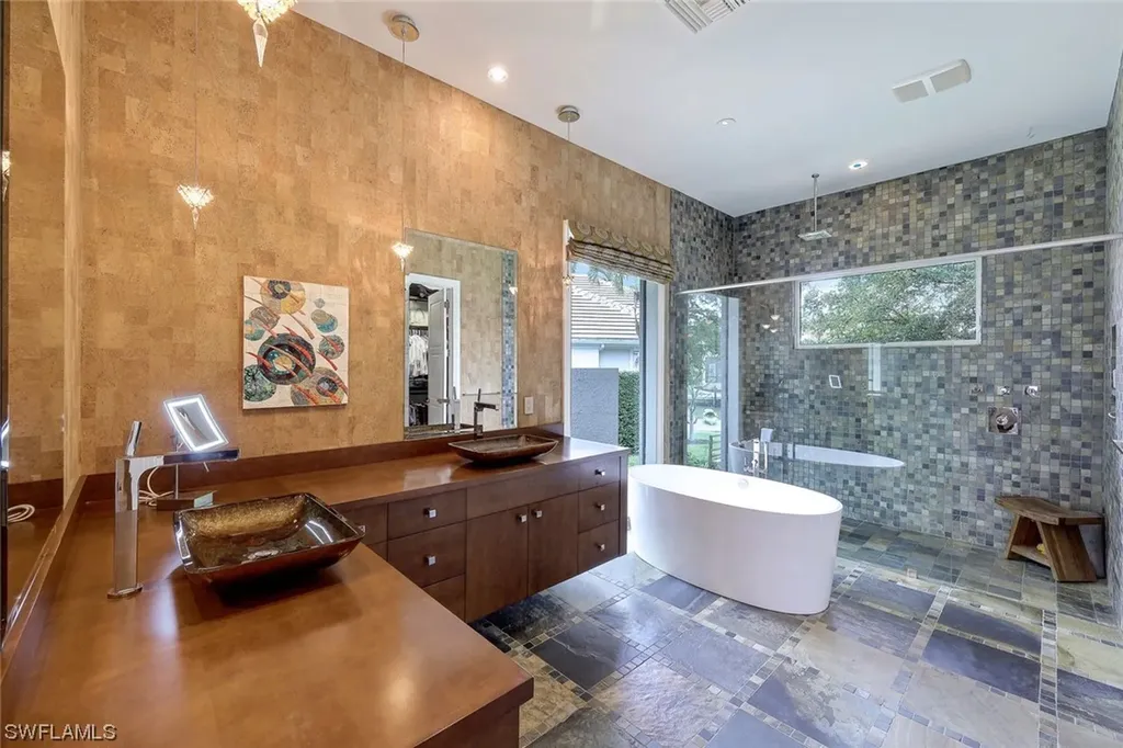 520 Sand Hill Court Marco Island FL 34145