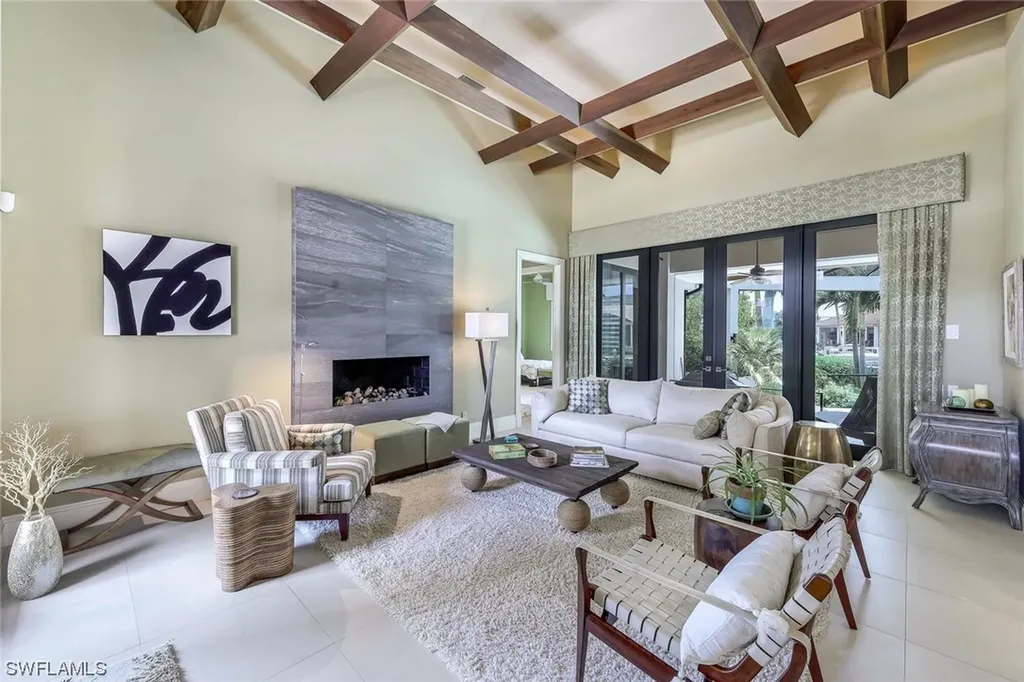 520 Sand Hill Court Marco Island FL 34145