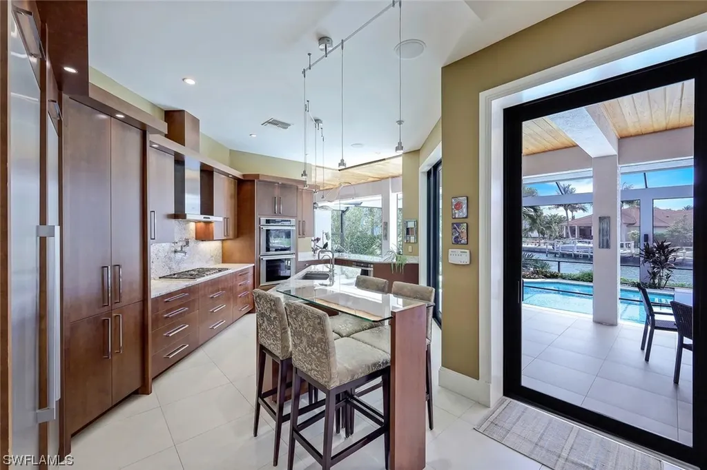 520 Sand Hill Court Marco Island FL 34145